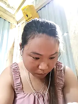 Snapshot of may-squirl chatting on 09.27.25 may-squirl online show from 09.27.25