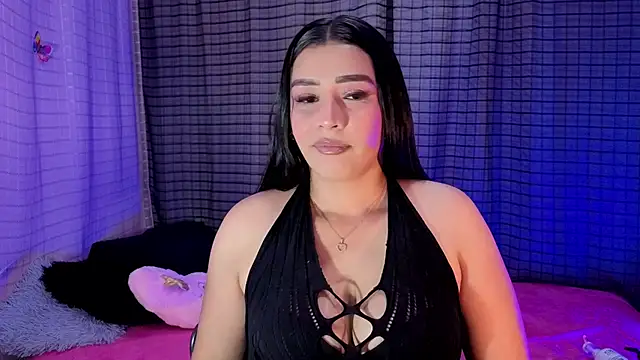 Kayleemorales online show from 10.20.25