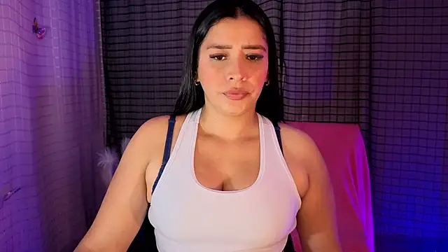 Snapshot of Kayleemorales chatting on 01.06.26 Kayleemorales online show from 01.06.26