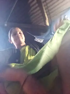 Jooli xx online show from 10.10.25