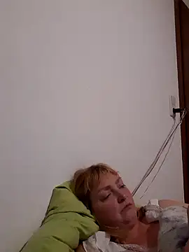 Snapshot of LiluLiluLilu chatting on 10.13.25 LiluLiluLilu online show from 10.13.25