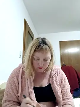 LiluLiluLilu online show from 02.28.26