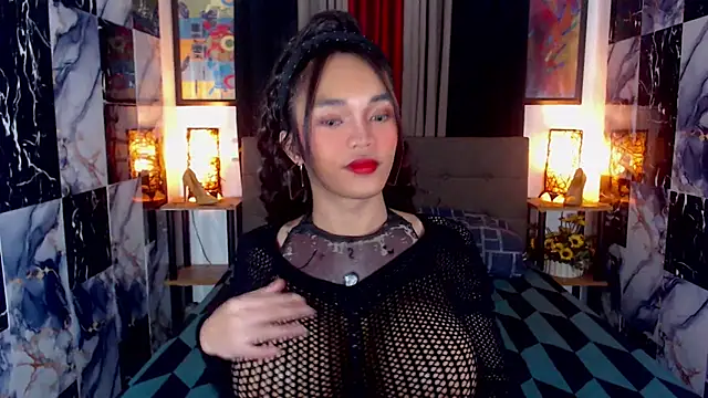 BigCockKharlaTS online show from 09.24.25