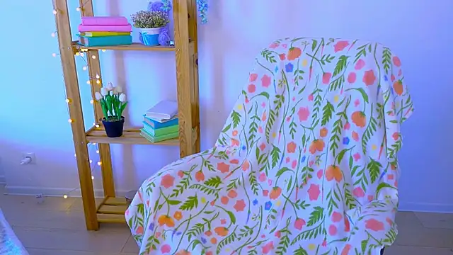 Kristysunn online show from 09.13.25