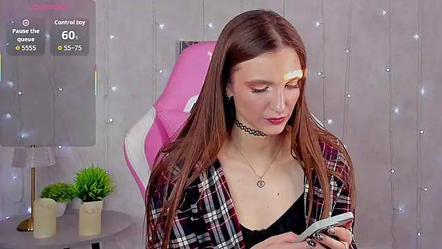 Alisha Green online show from 10.24.25