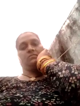 Ishwariya Hatwal online show from 09.17.25