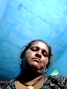 Ishwariya Hatwal online show from 09.18.25