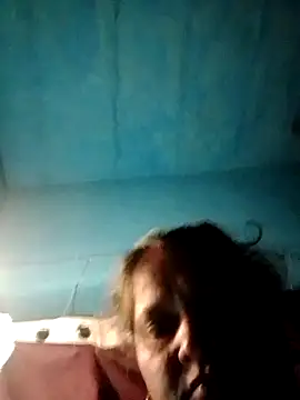 Ishwariya Hatwal online show from 09.25.25