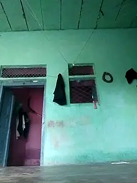 Ishwariya Hatwal online show from 09.27.25