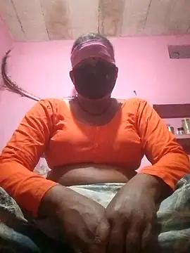 Ishwariya Hatwal online show from 10.13.25