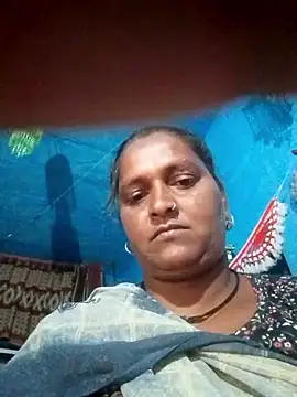 Ishwariya Hatwal online show from 10.21.25