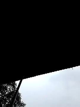 Ishwariya Hatwal online show from 10.26.25