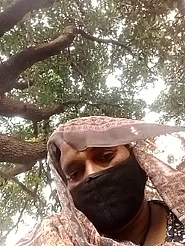 Ishwariya Hatwal online show from 10.28.25