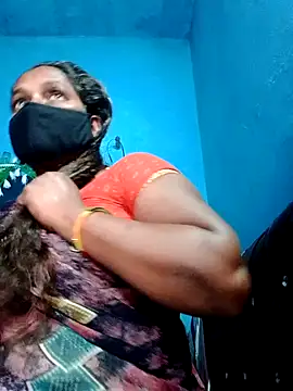 Ishwariya Hatwal online show from 10.31.25