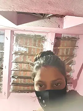 posewith online show from 10.13.25