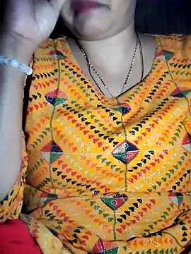 Snapshot of Alina-khan chatting on 02.02.26 Alina-khan online show from 02.02.26