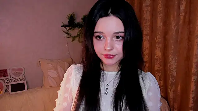 silkyaura online show from 09.16.25