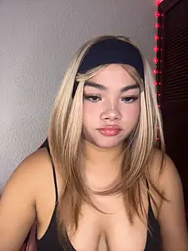 Dakota-Lona online show from 03.20.26