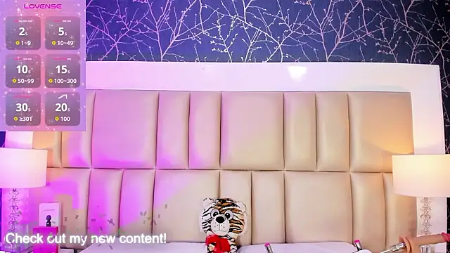 HatsaJones online show from 03.11.26