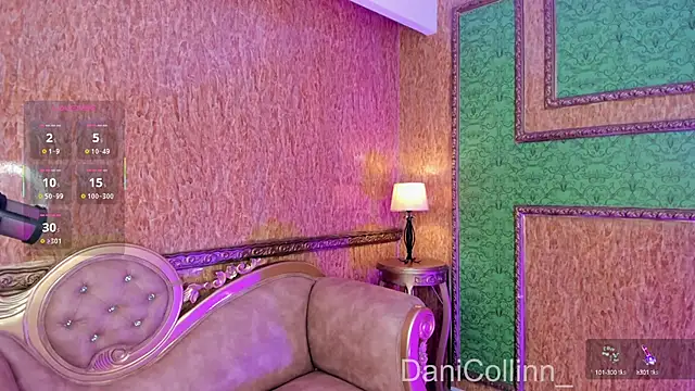 DaniCollinn  online show from 10.04.25