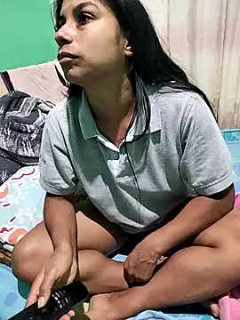 Snapshot of AnggelicaSwan21 chatting on 09.18.25 AnggelicaSwan21 online show from 09.18.25