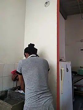 Snapshot of AnggelicaSwan21 chatting on 10.23.25 AnggelicaSwan21 online show from 10.23.25