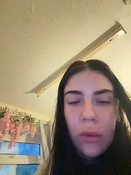 valentinalamont online show from 10.13.25