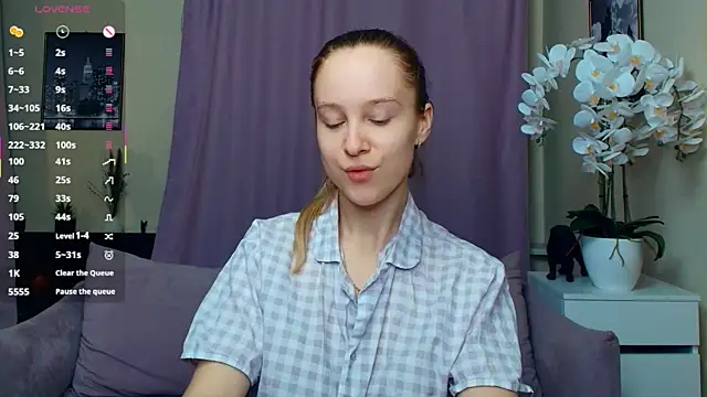 SoonMoor online show from 04.05.26