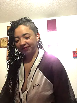 Snapshot of Paris_11 chatting on 10.10.25 Paris 11 online show from 10.10.25