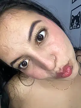 Emma 2903 online show from 10.16.25