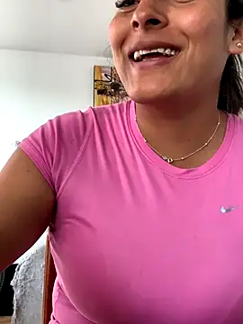 Snapshot of Berta_arevalo_blsd chatting on 10.08.25 Berta arevalo blsd online show from 10.08.25