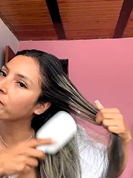 Snapshot of Berta_arevalo_blsd chatting on 10.22.25 Berta arevalo blsd online show from 10.22.25