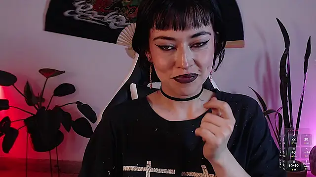 Ellyuwuw online show from 02.05.26