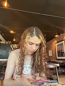 Snapshot of aurorasparkles chatting on 02.22.26 aurorasparkles online show from 02.22.26