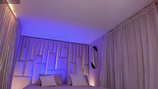 LucyWeiss  online show from 10.14.25