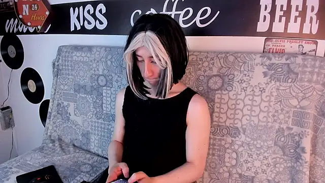 Charlottee slave online show from 09.25.25