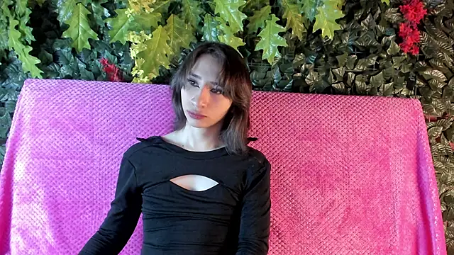 Charlottee slave online show from 10.16.25