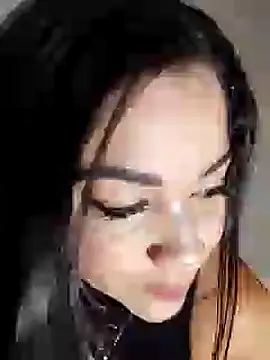 Mariana Montes online show from 09.26.25