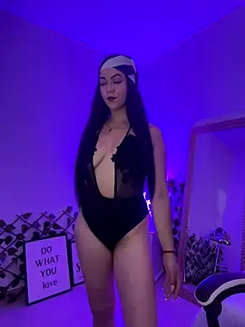 Mariana Montes online show from 10.21.25