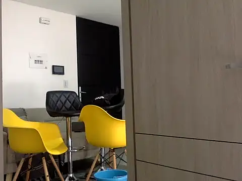 Snapshot of KianxxTeach chatting on 09.30.25 KianxxTeach online show from 09.30.25