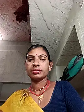 Snapshot of Mansi_ji chatting on 10.19.25 Mansi ji online show from 10.19.25
