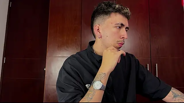 Snapshot of liamty_luxor chatting on 10.22.25 liamty luxor online show from 10.22.25