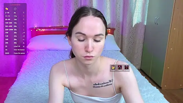 Angeel Kate online show from 04.13.26