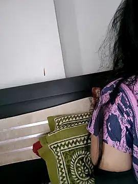 Deepa Sharma143 online show from 10.16.25