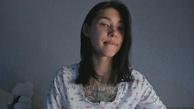 ArianaWalker77 online show from 09.22.25