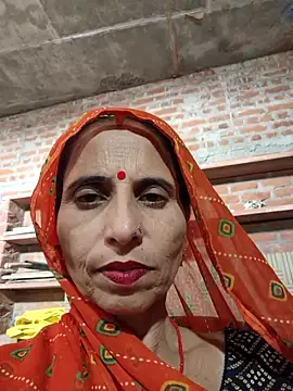 Snapshot of Hot_liya54 chatting on 10.01.25 Hot liya54 online show from 10.01.25