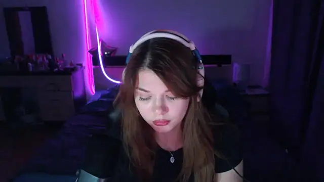 NutsGilmore online show from 10.28.25