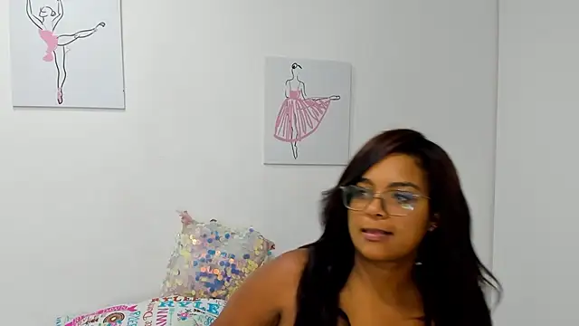 Hill Brownie online show from 09.23.25