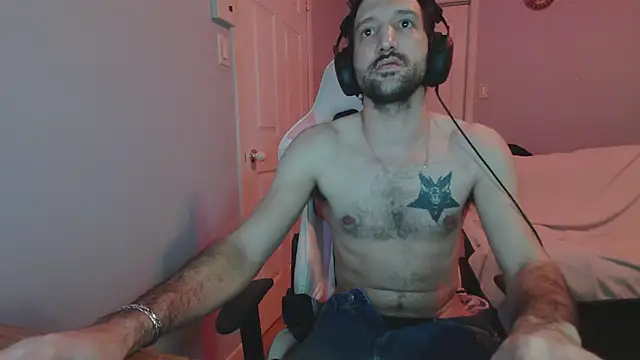 Snapshot of Ardokks chatting on 02.05.26 Ardokks online show from 02.05.26