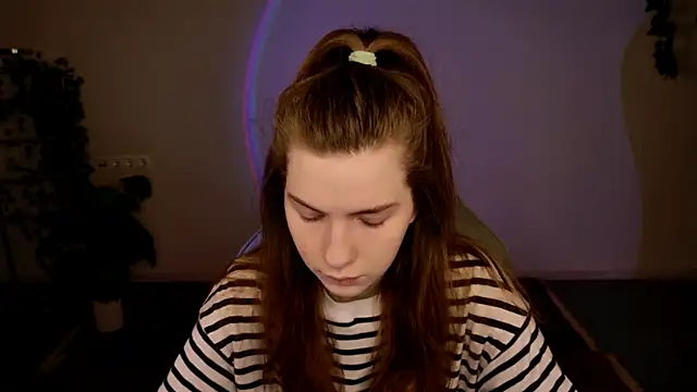 AliceCUNTach online show from 12.18.25